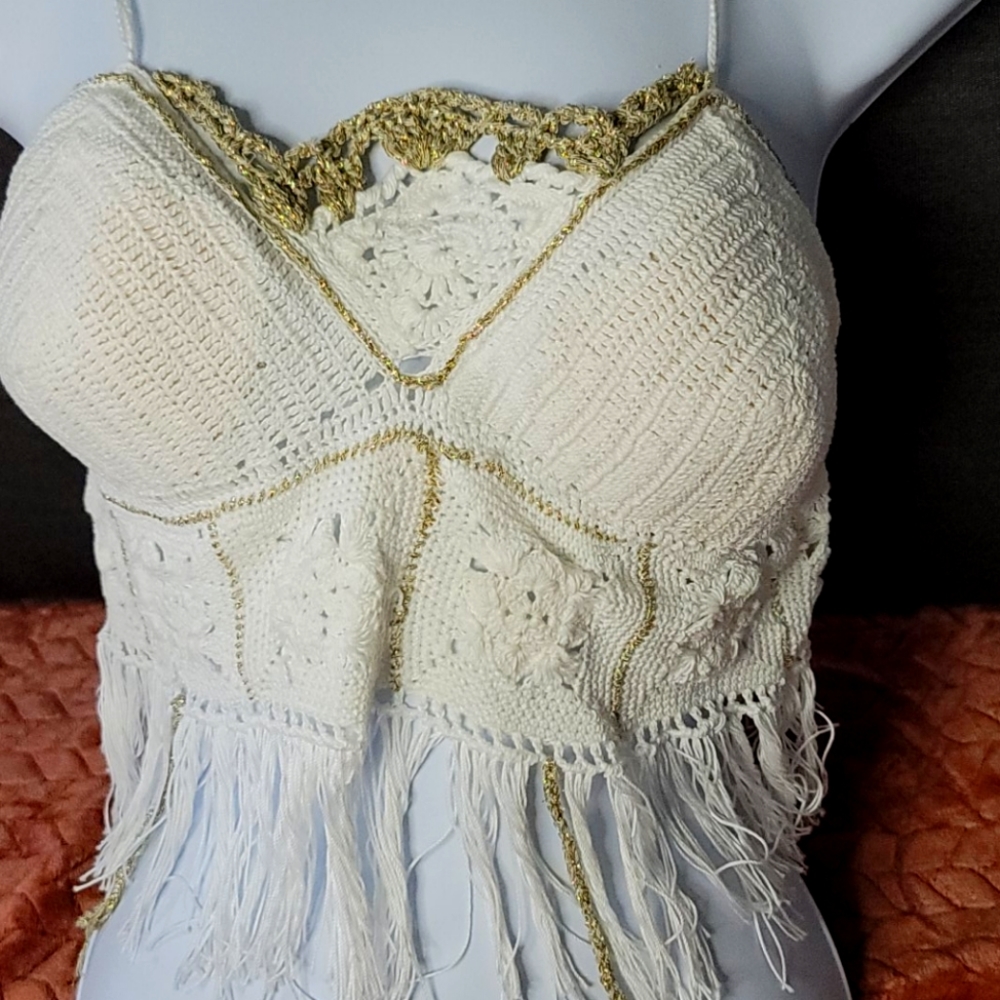 Top. /stretch fabric./Crochet//FOR CLOSET CLOSING ONLY